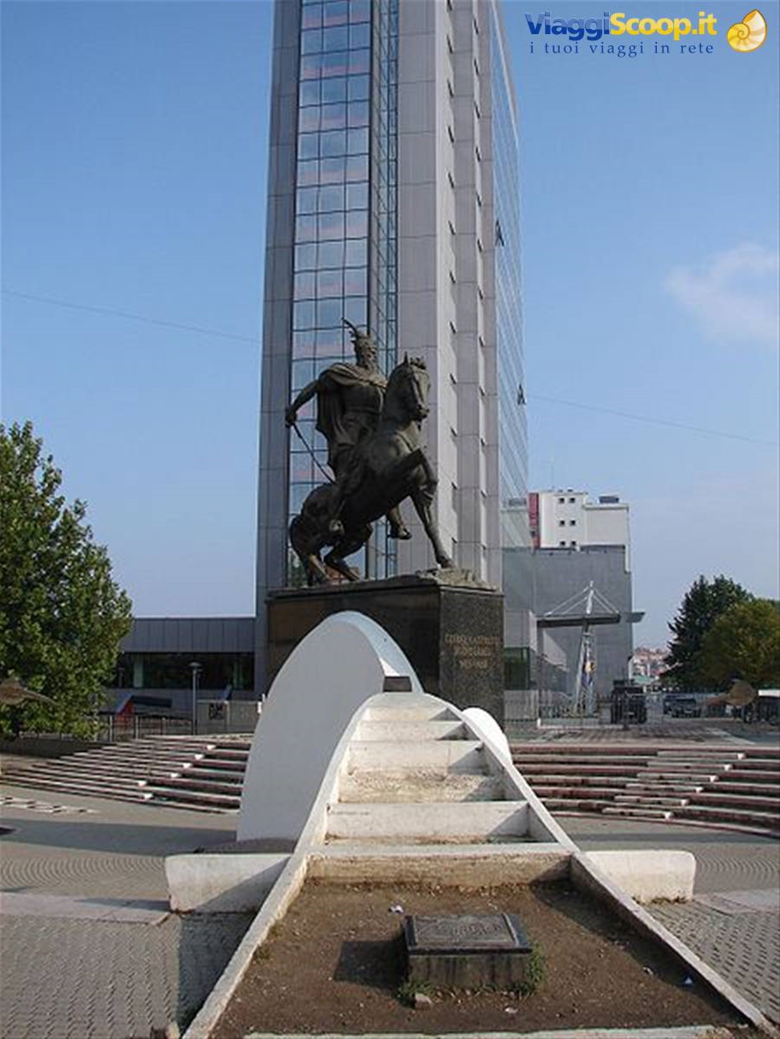 monumento a Skandenberg