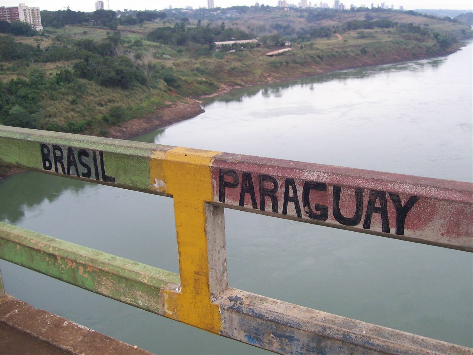 linea di confine tra Brasile e Paraguay