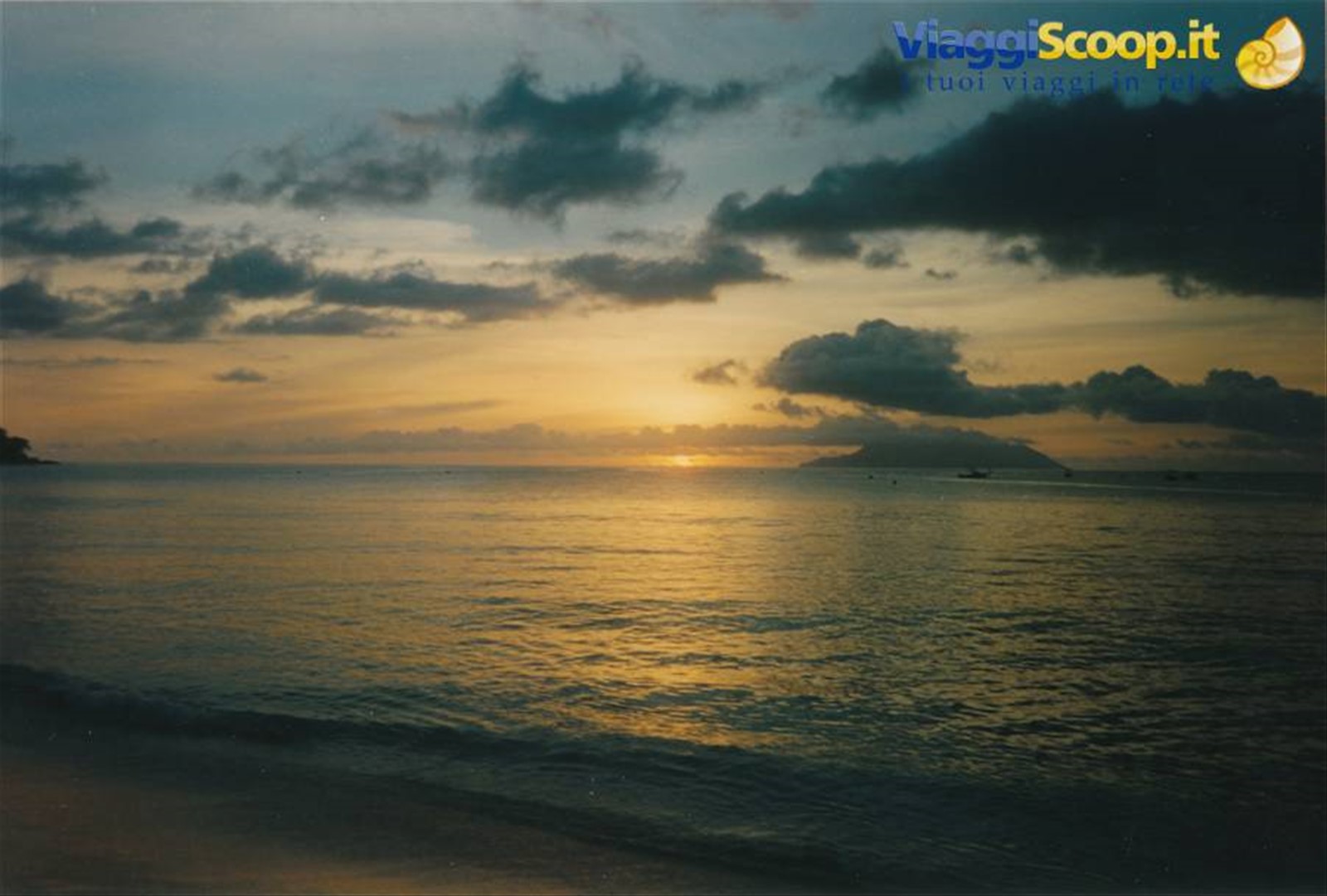 tramonto a Beau Vallon