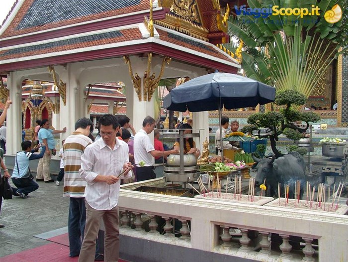 devoti buddisti
