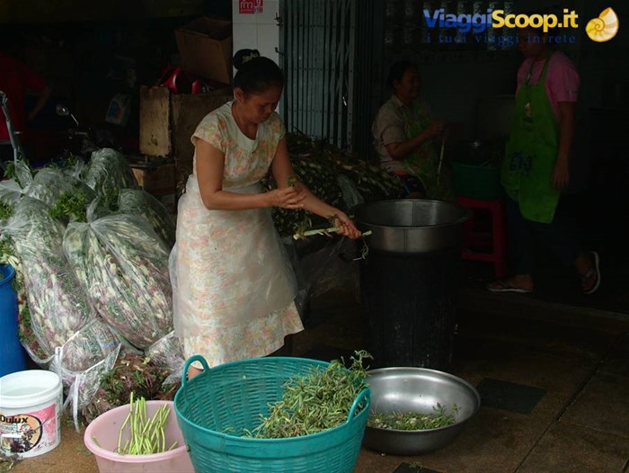 il mercato di Pak Khlong