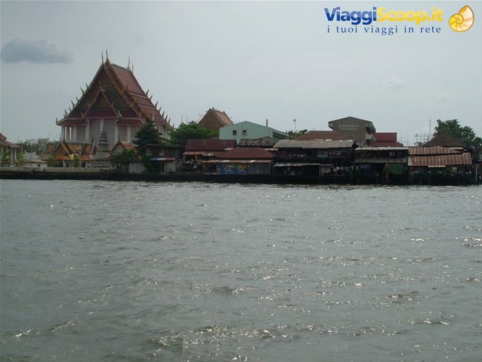 sul fiume Chao Phraya
