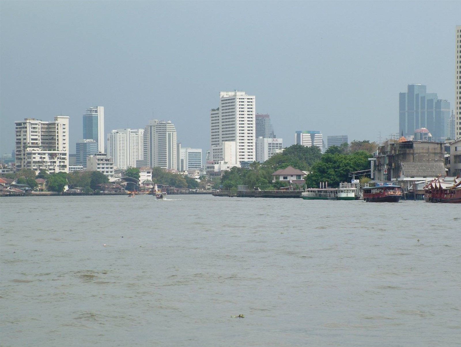 il quartiere di Farang dal fiume