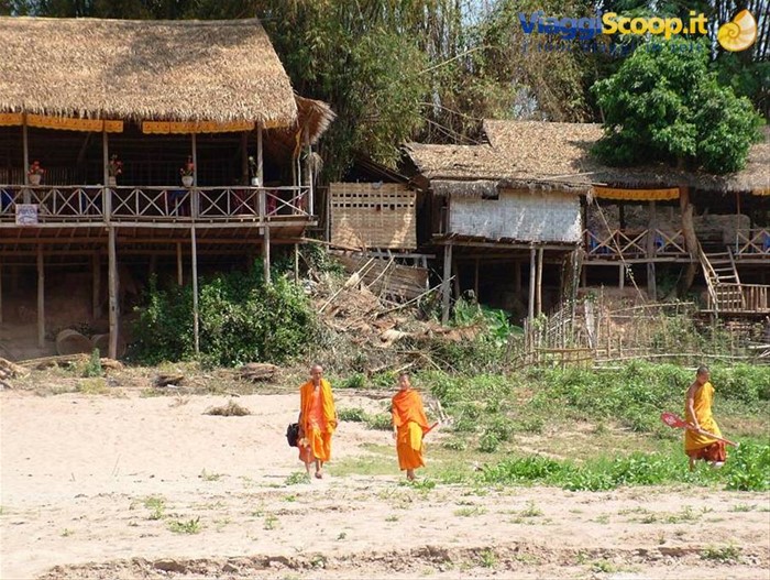 villaggio sul rive del Mekong