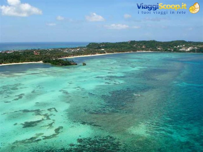 passaggio su Boracay prima dell'atterraggio a Catatlan