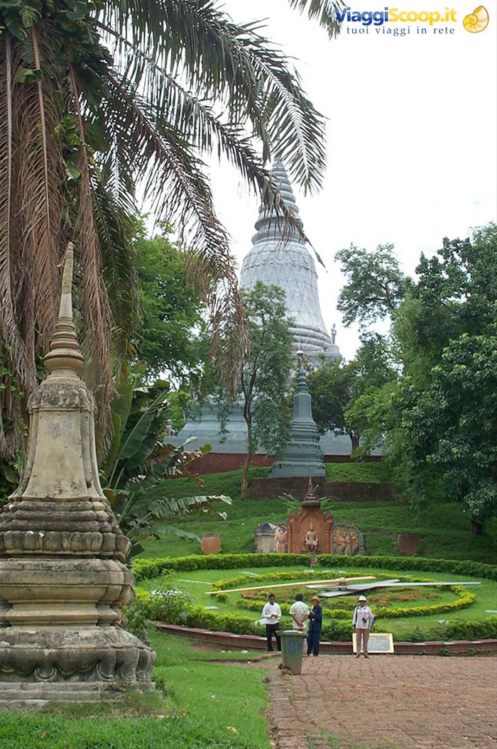pagoda bianca