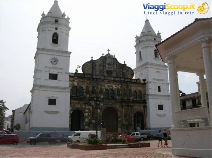 la cattedrale a Casco Viejo
