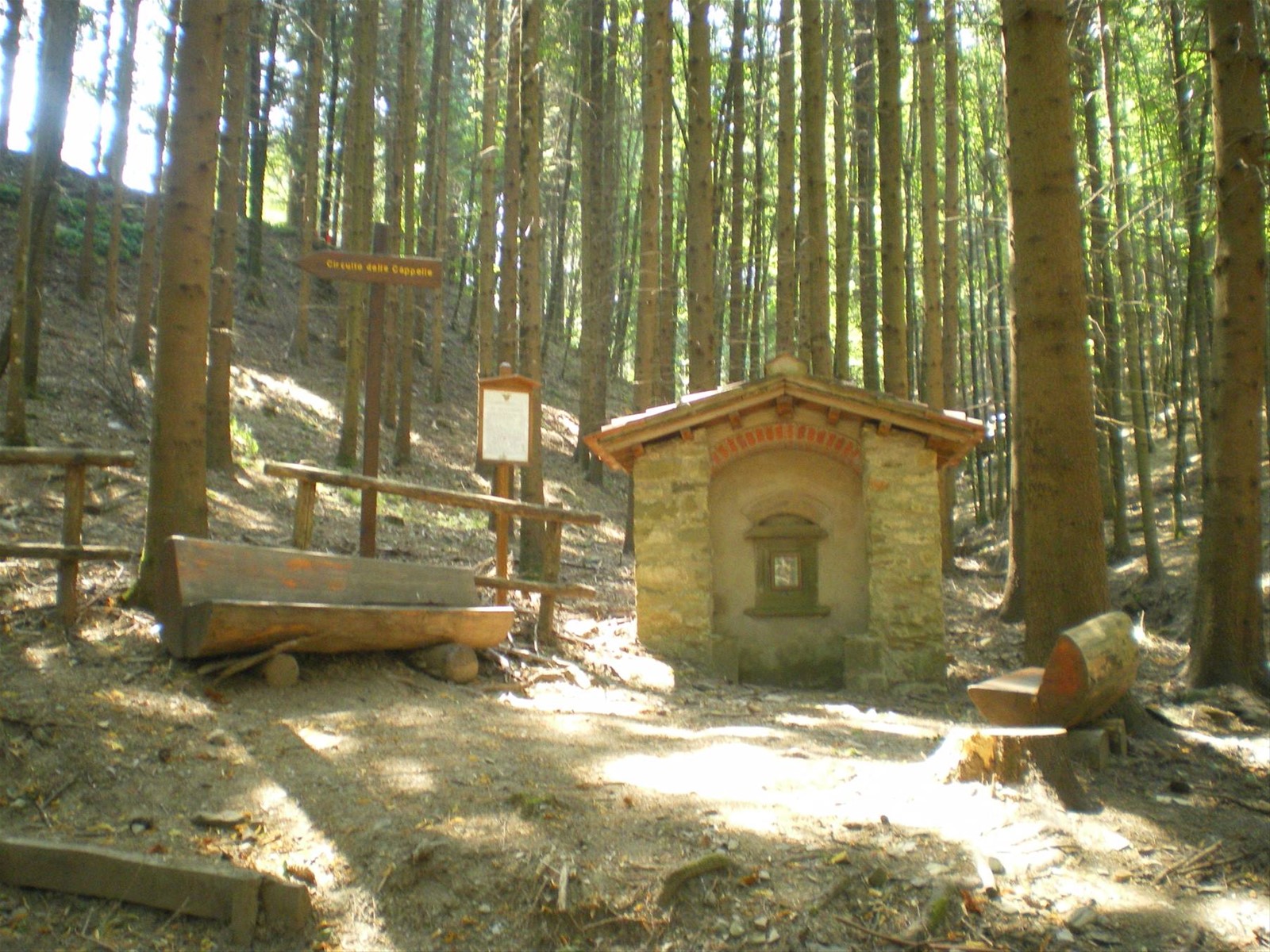 cappella nella foresta di Vallombrosa