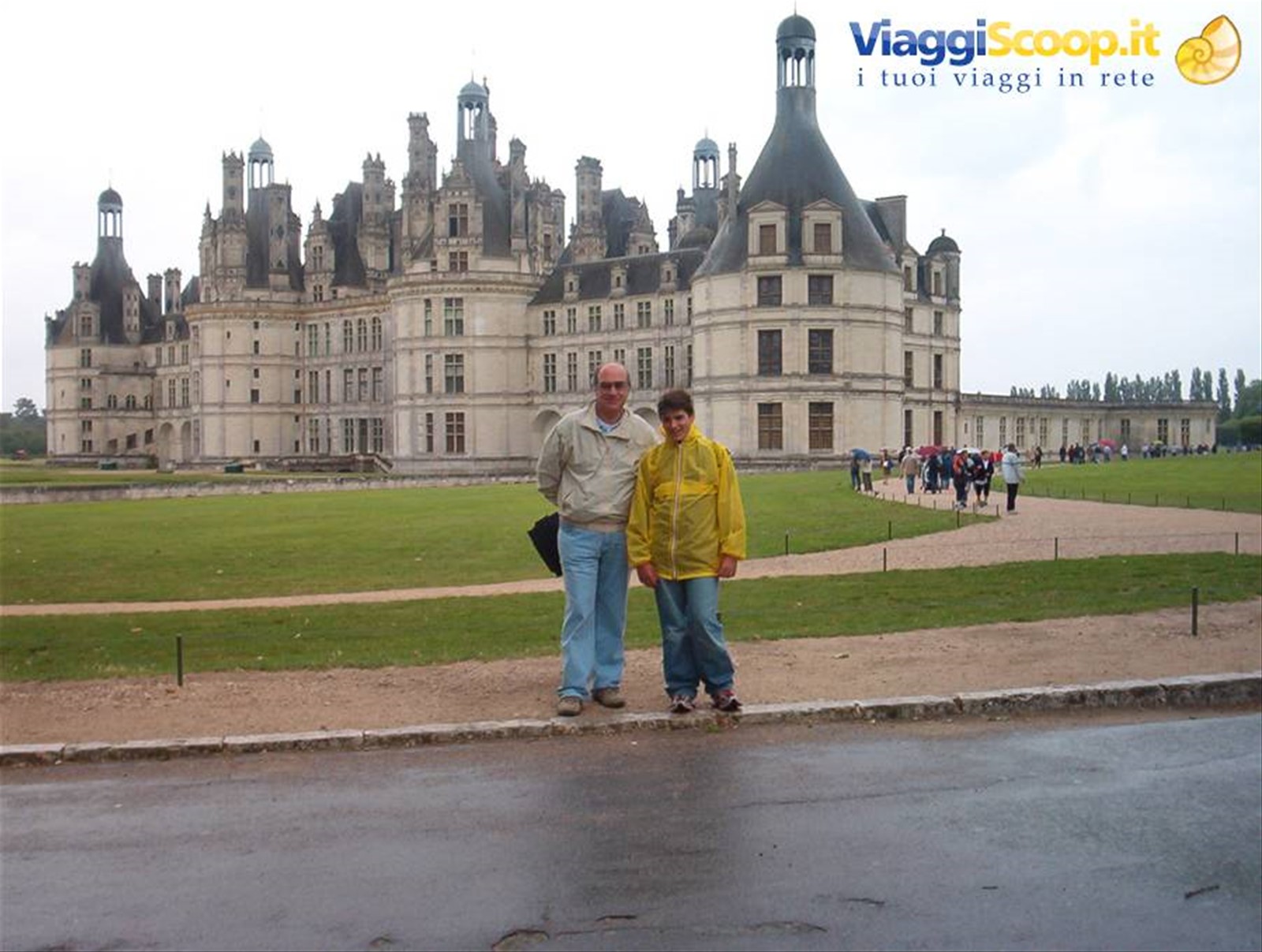 salvatore e stefano davanti al castello di chambord