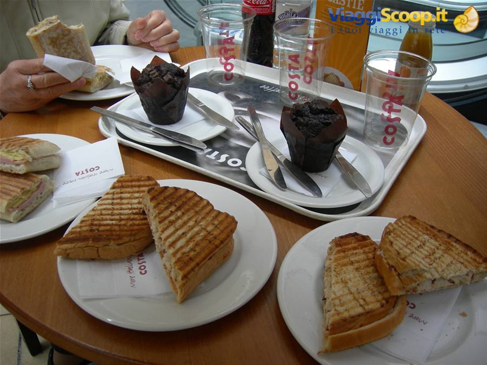 triple chocolate muffin, cambridge