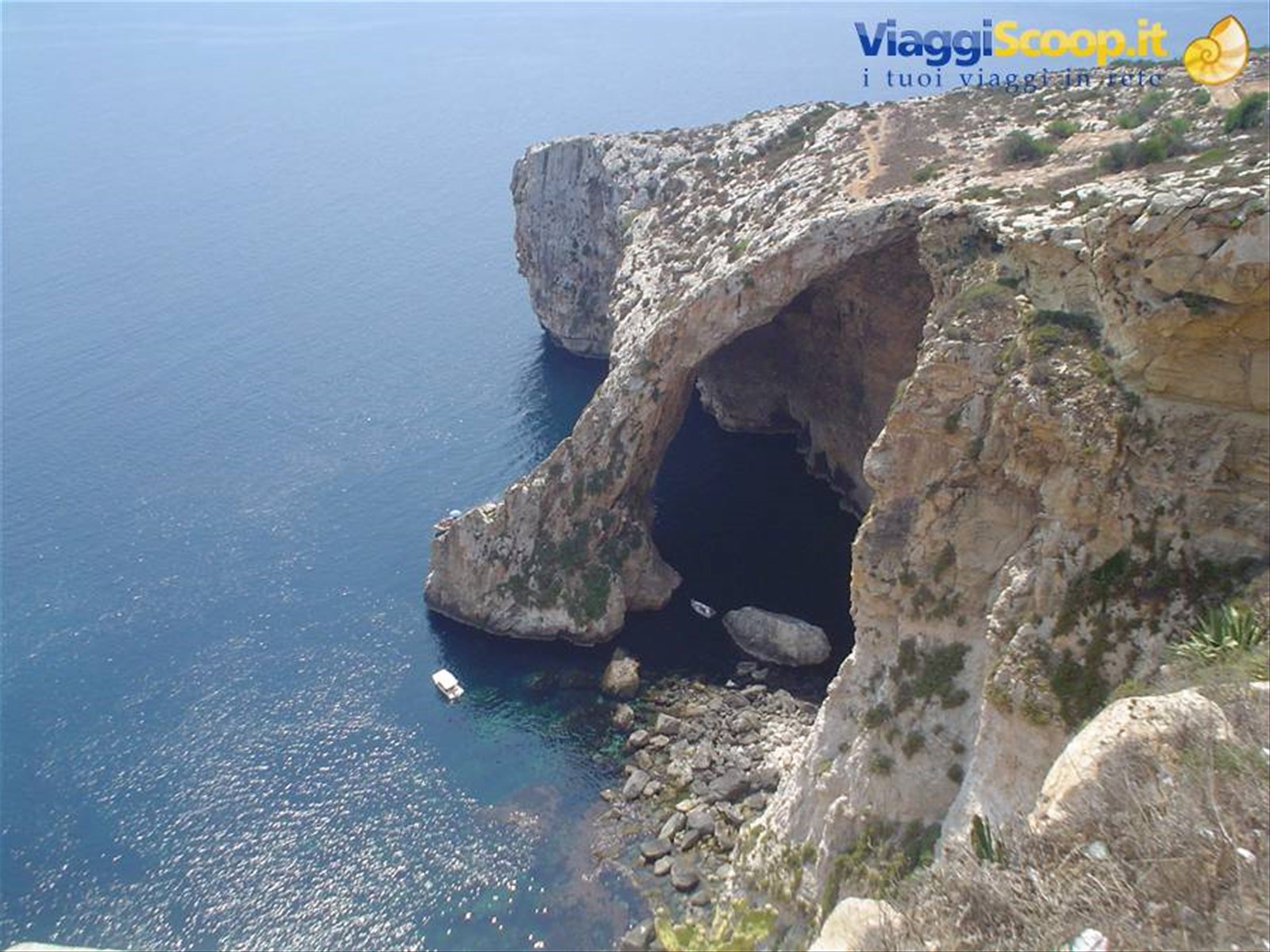 Le Blu Grotto