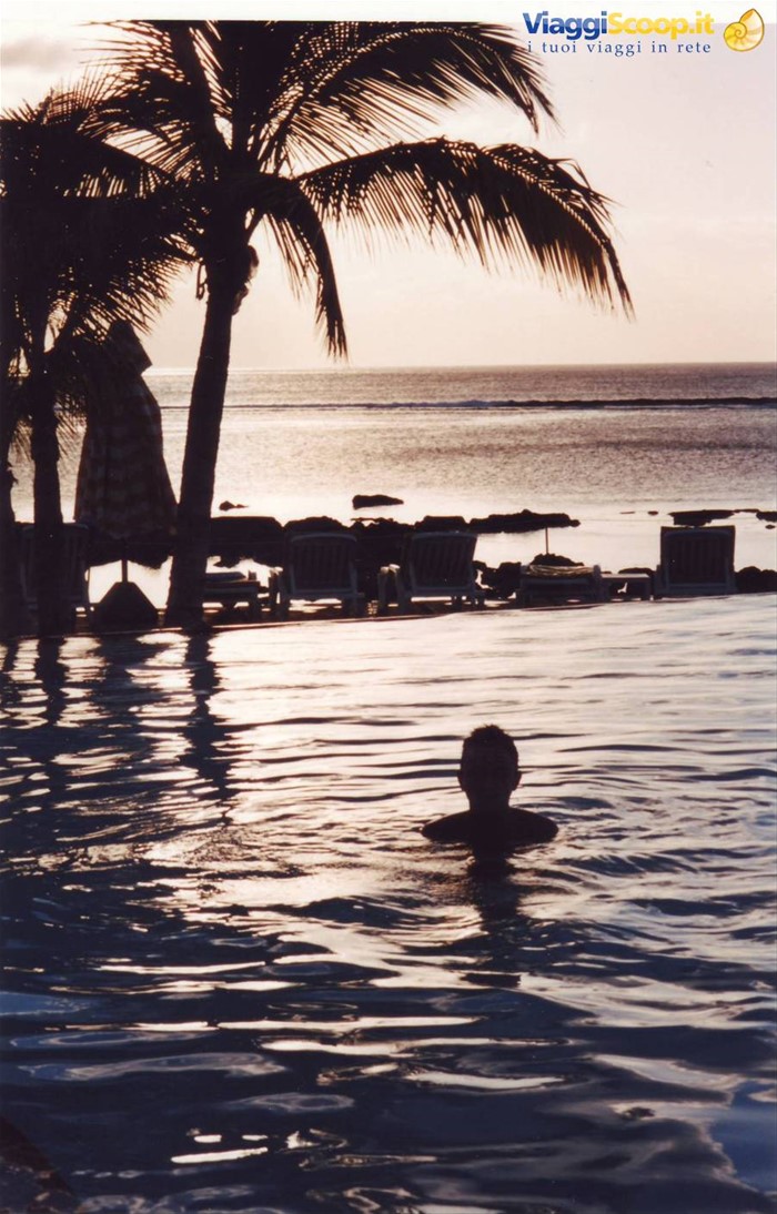piscina dell'hotel che sembrava di essere in mare