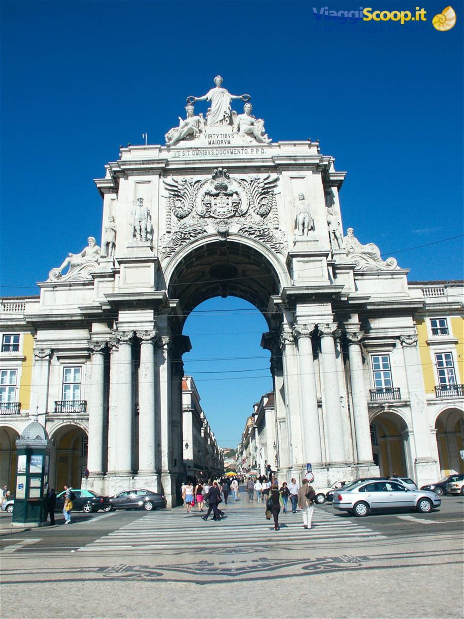 01 Lisbona - 02.04 Praça do Comércio - Arco Triunfal