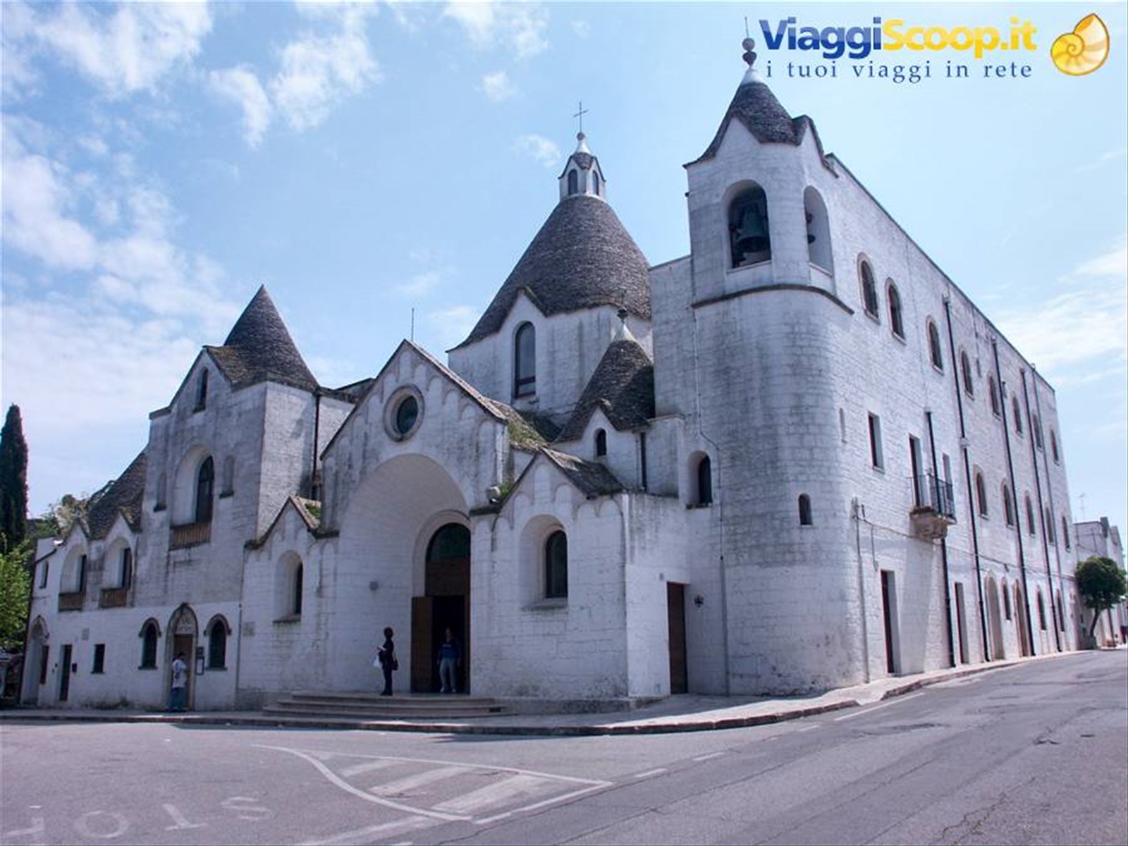 03-13 - Alberobello - Chiesa S.Antonio