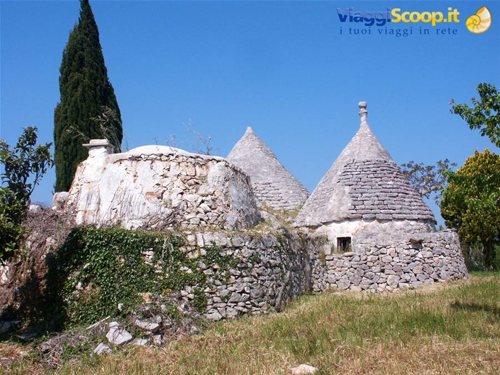 08-06 - Grotta Figazzano - Trullo abbandonato