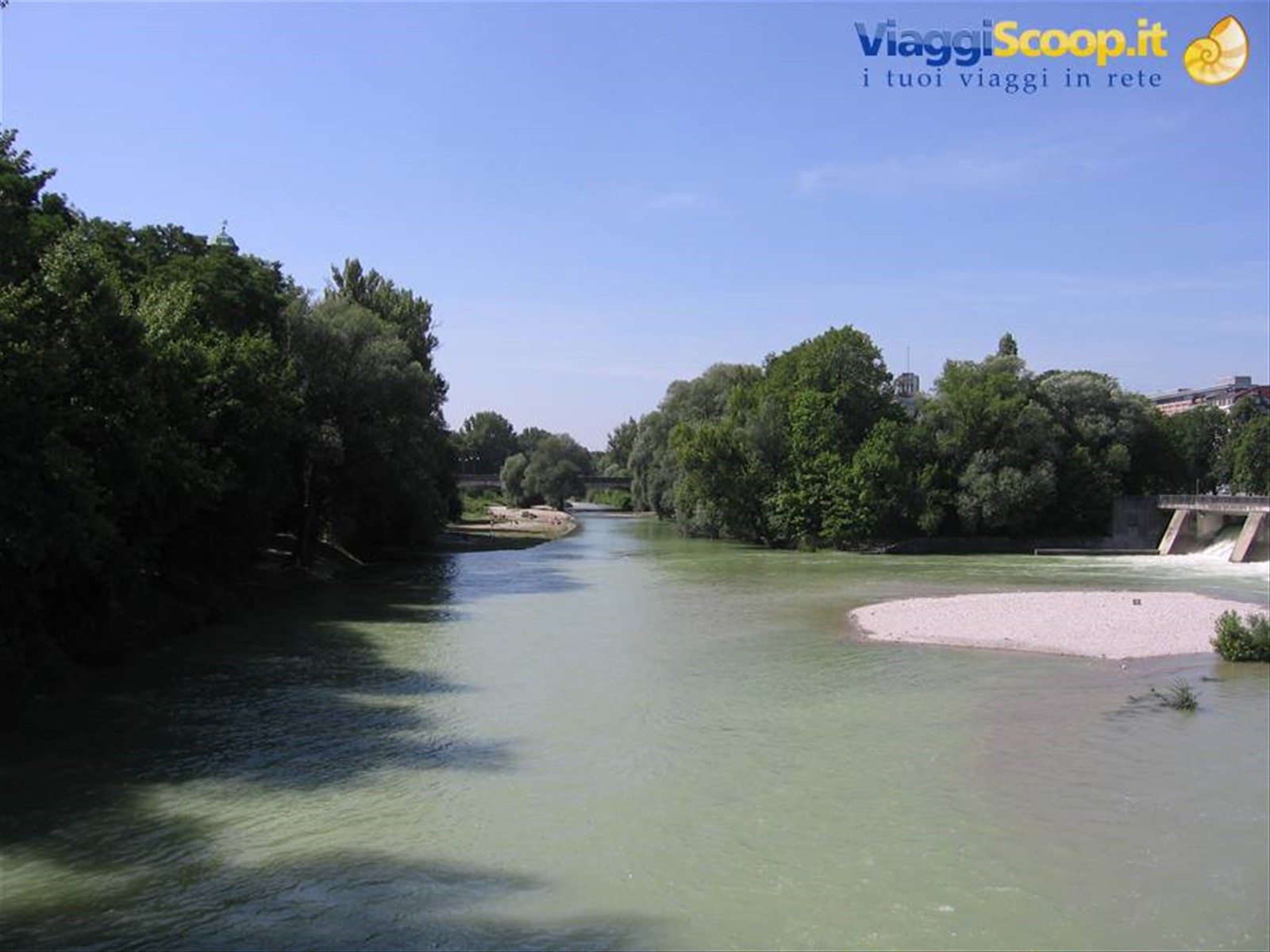 Monaco, il fiume Isar