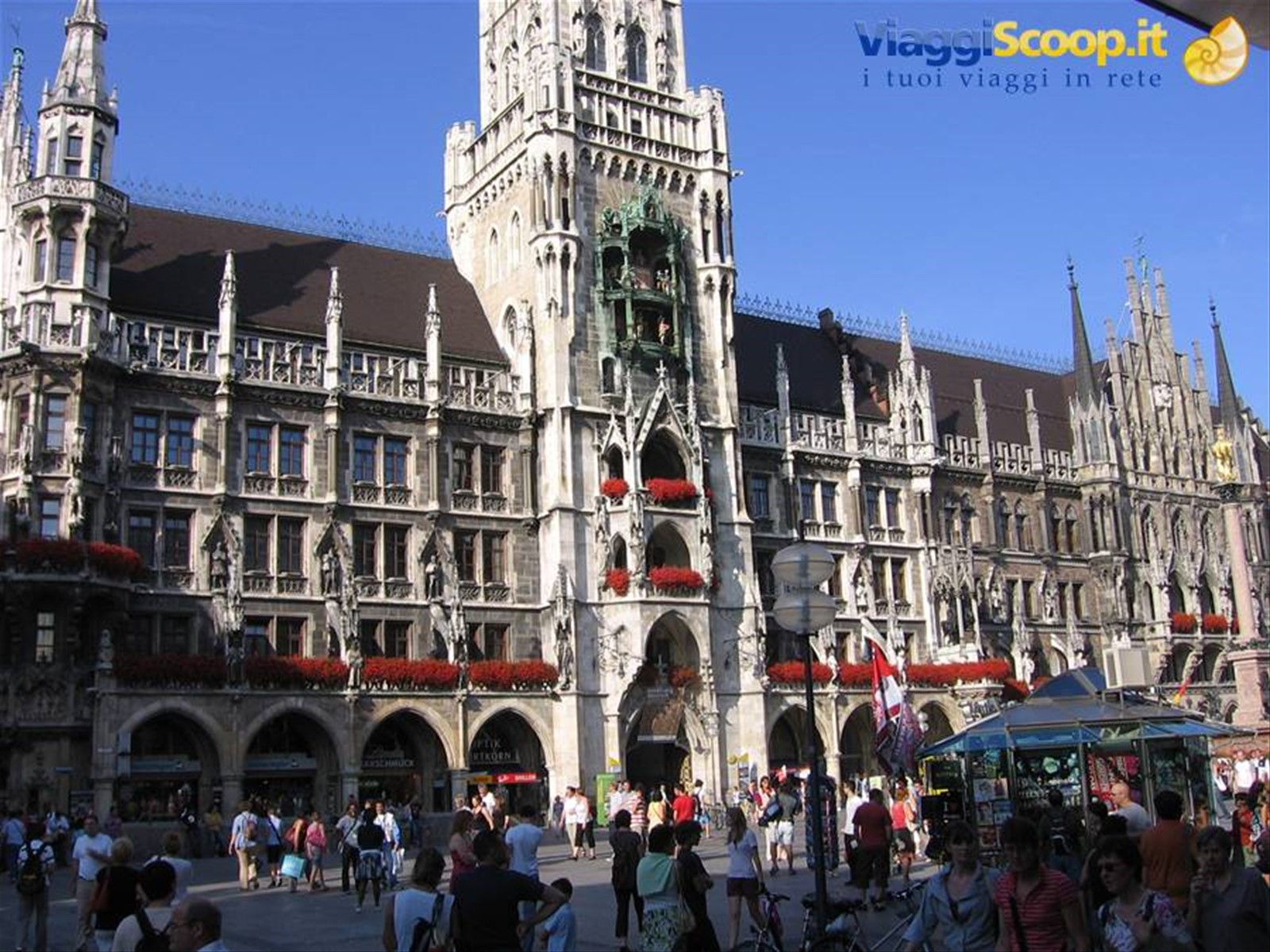 la Neue Rathaus a Marienplatz