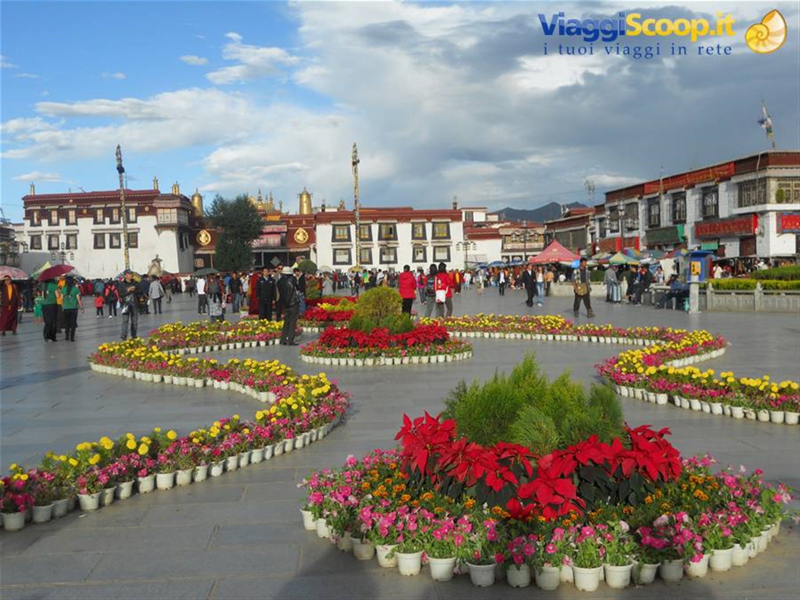 piazza del tempio Jokhang