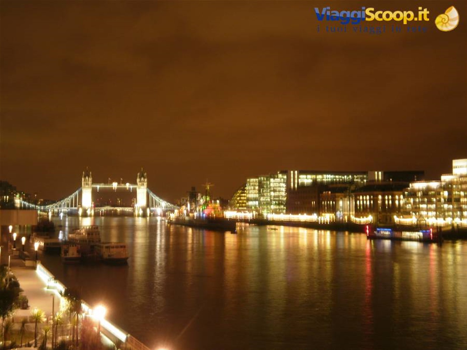 London By night