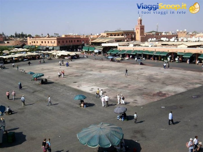 Piazza Jemaa el Fna di giorno