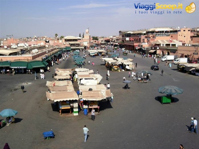 Piazza Jemaa el Fna di giorno