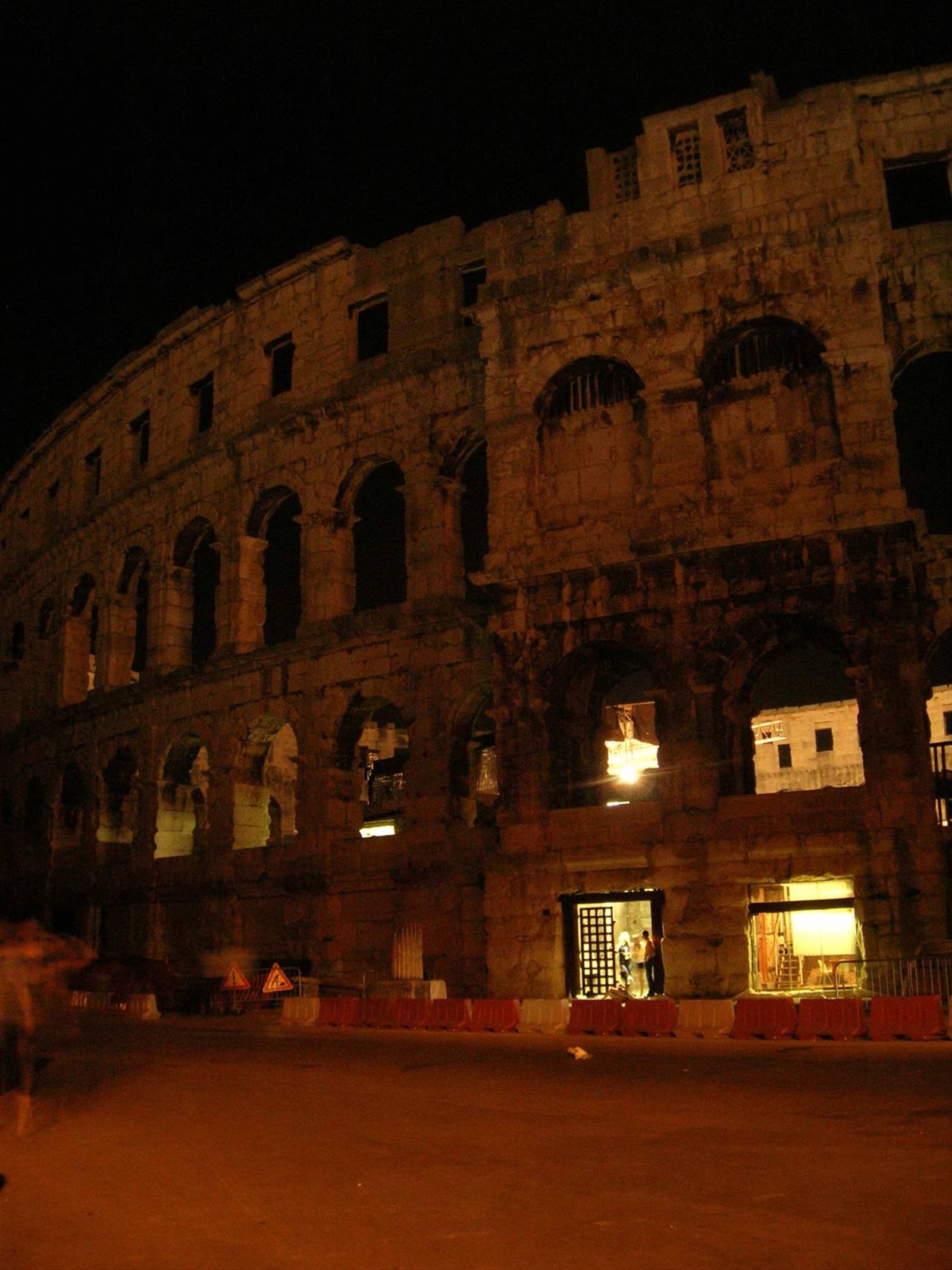 Pola anfiteatro