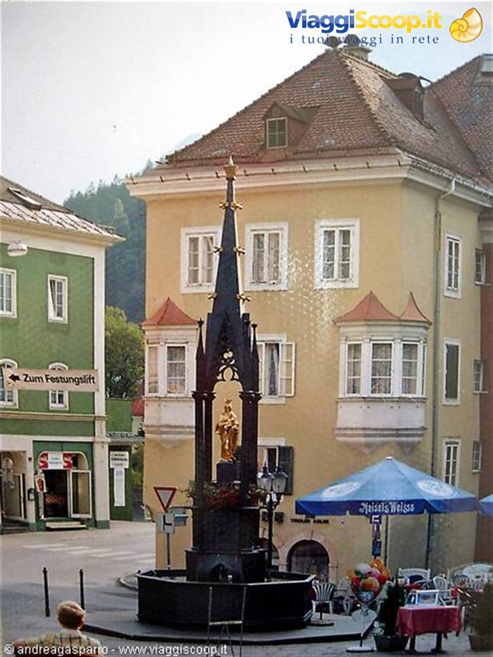 La piazza centrale