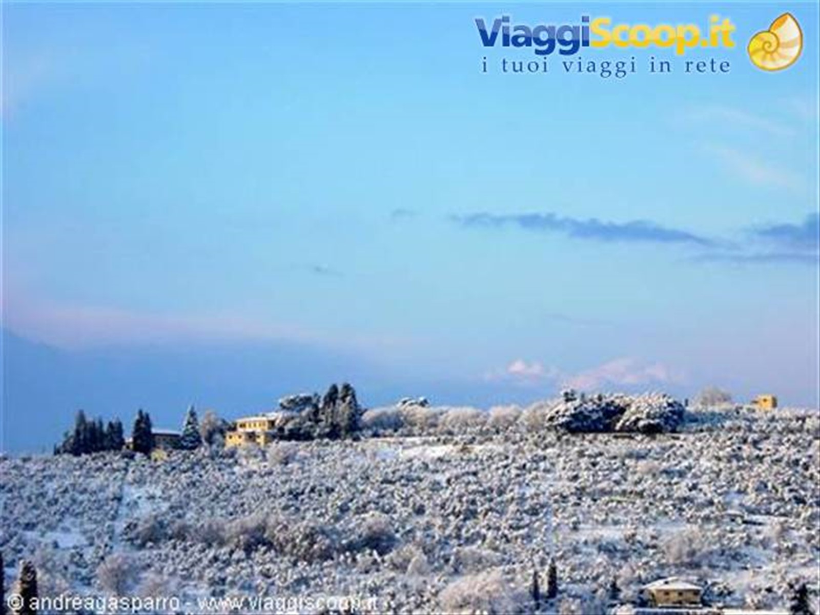 Poggi innevati