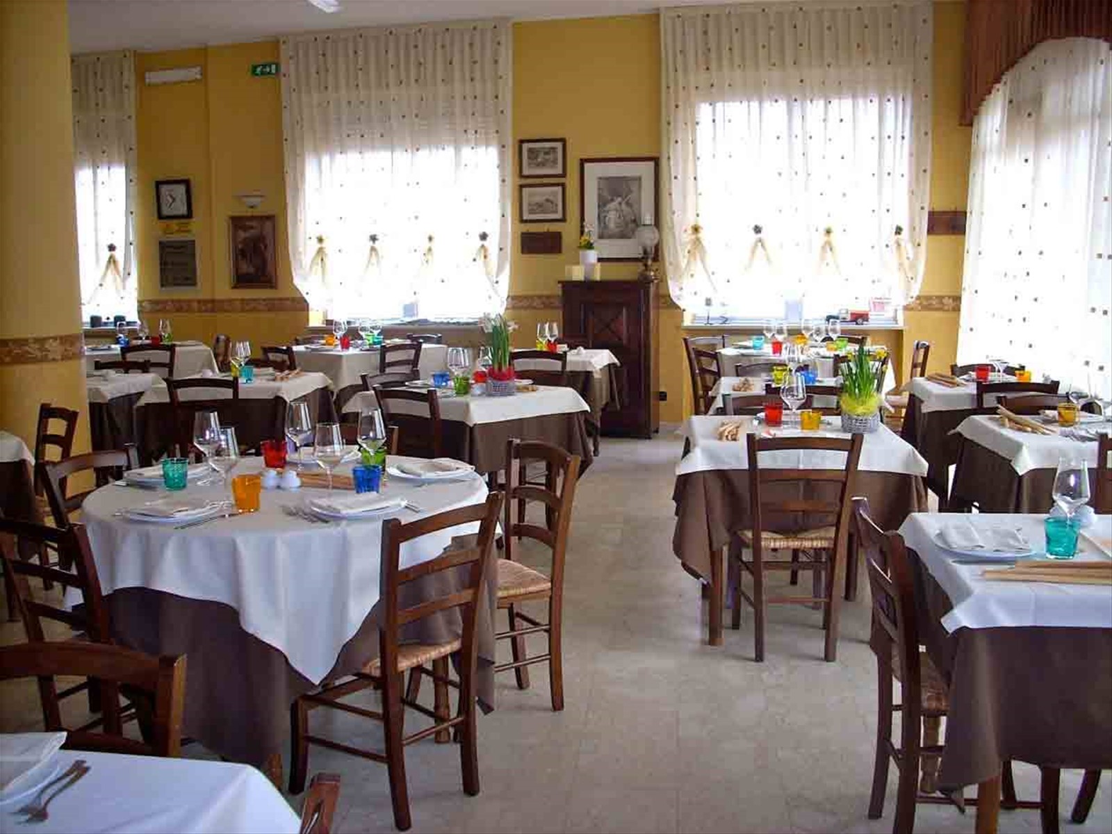 Nella sala del Ristorante Orazio