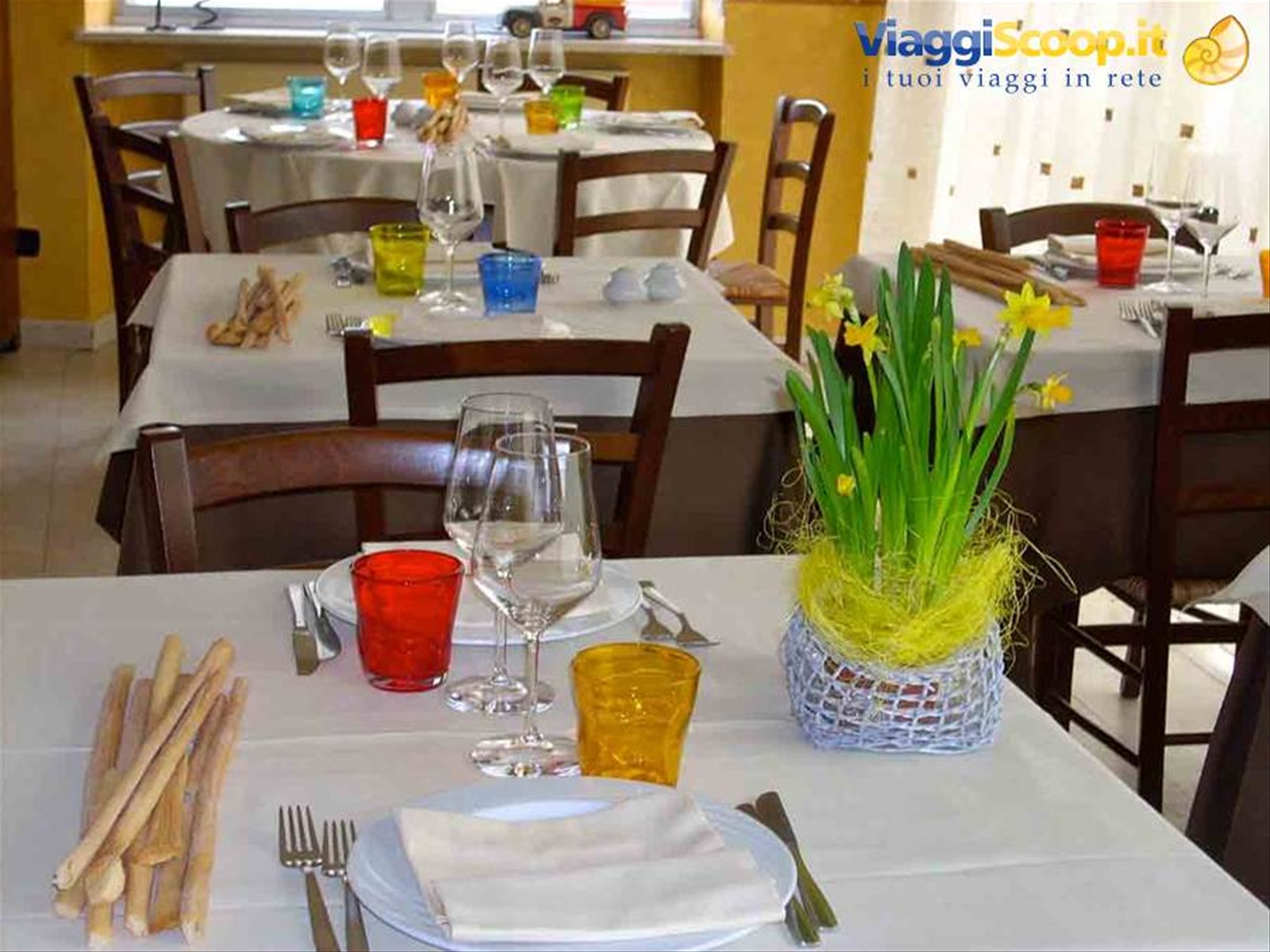 I colori allegri delle tavole del Ristorante Orazio