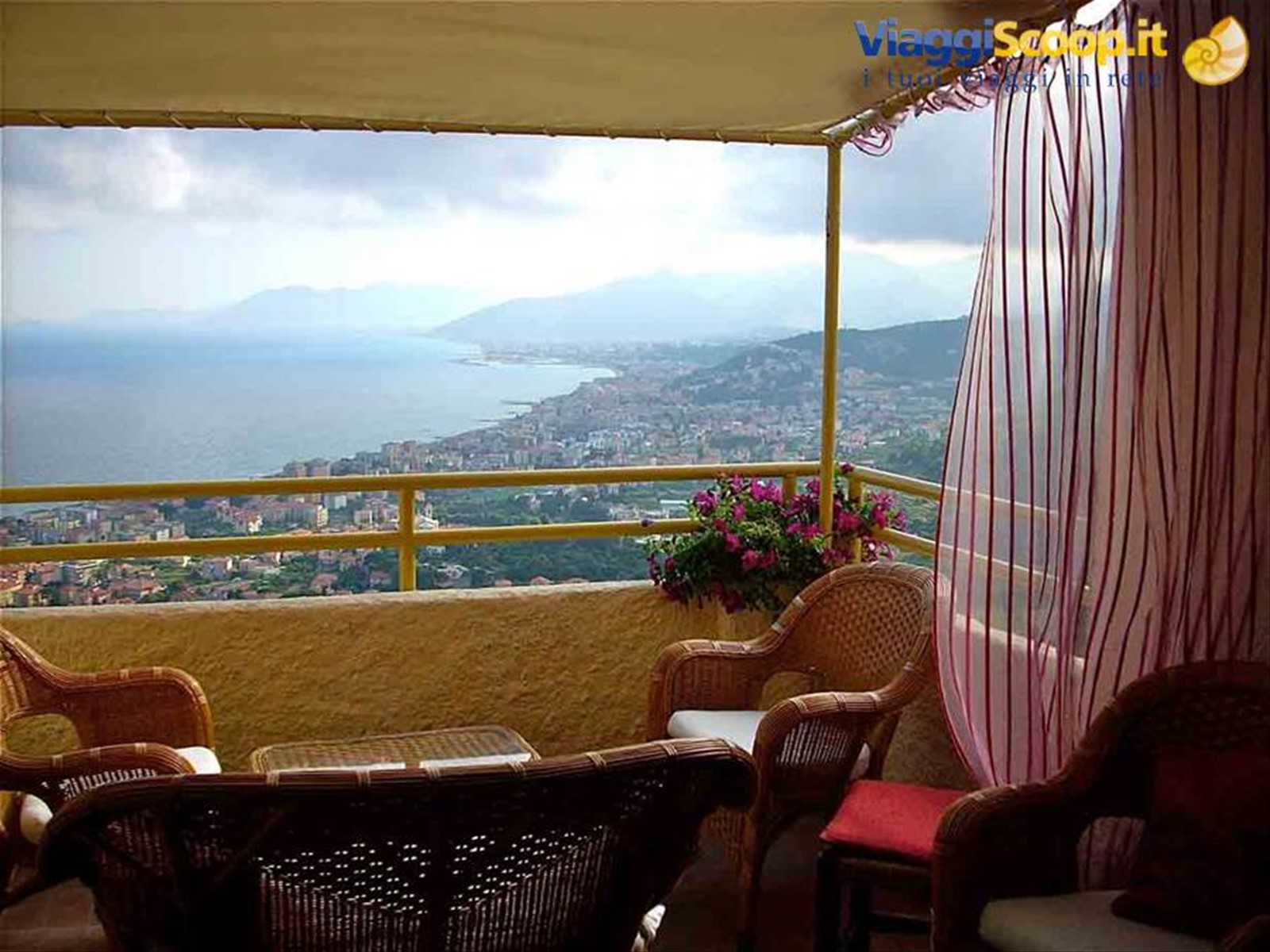 Veduta dai terrazzi del Ristorante American Bar Il Cappero