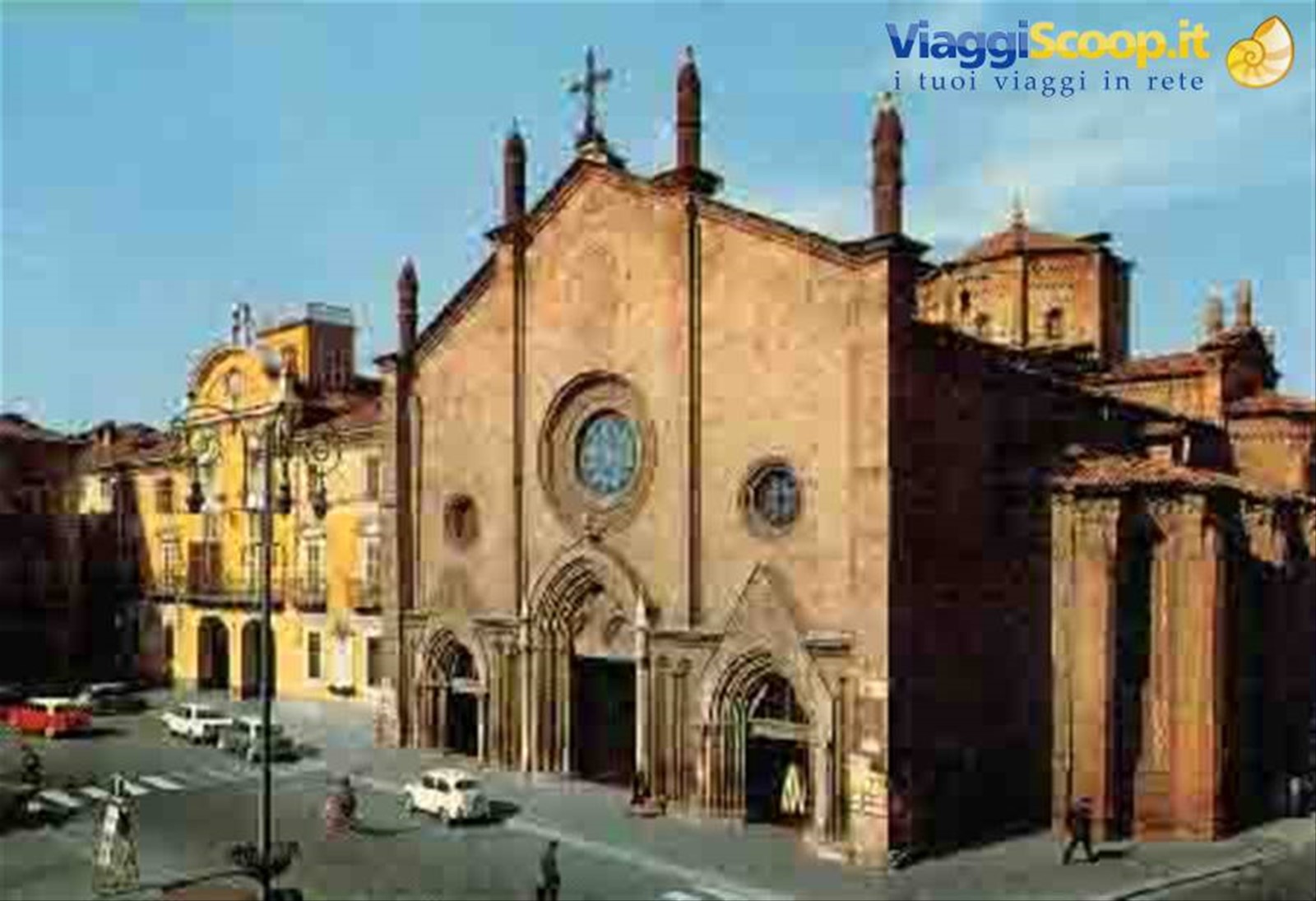 Un'antica foto della Collegiata di San Secondo
