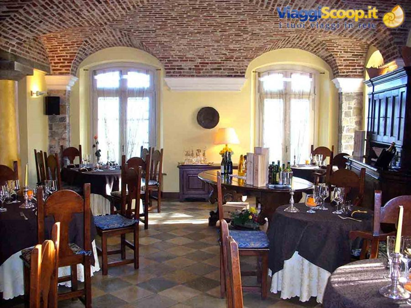 Nella sala del Ristorante La Casa del Priore