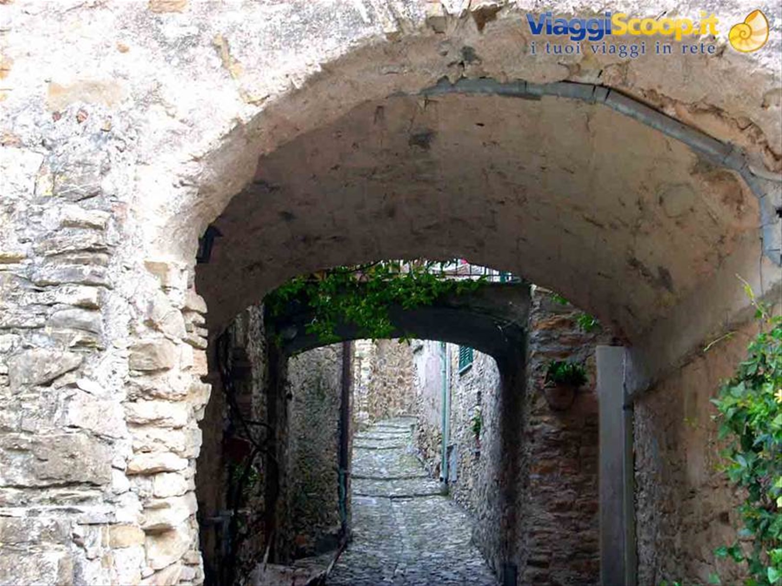 Nella frazione Colla Micheri
