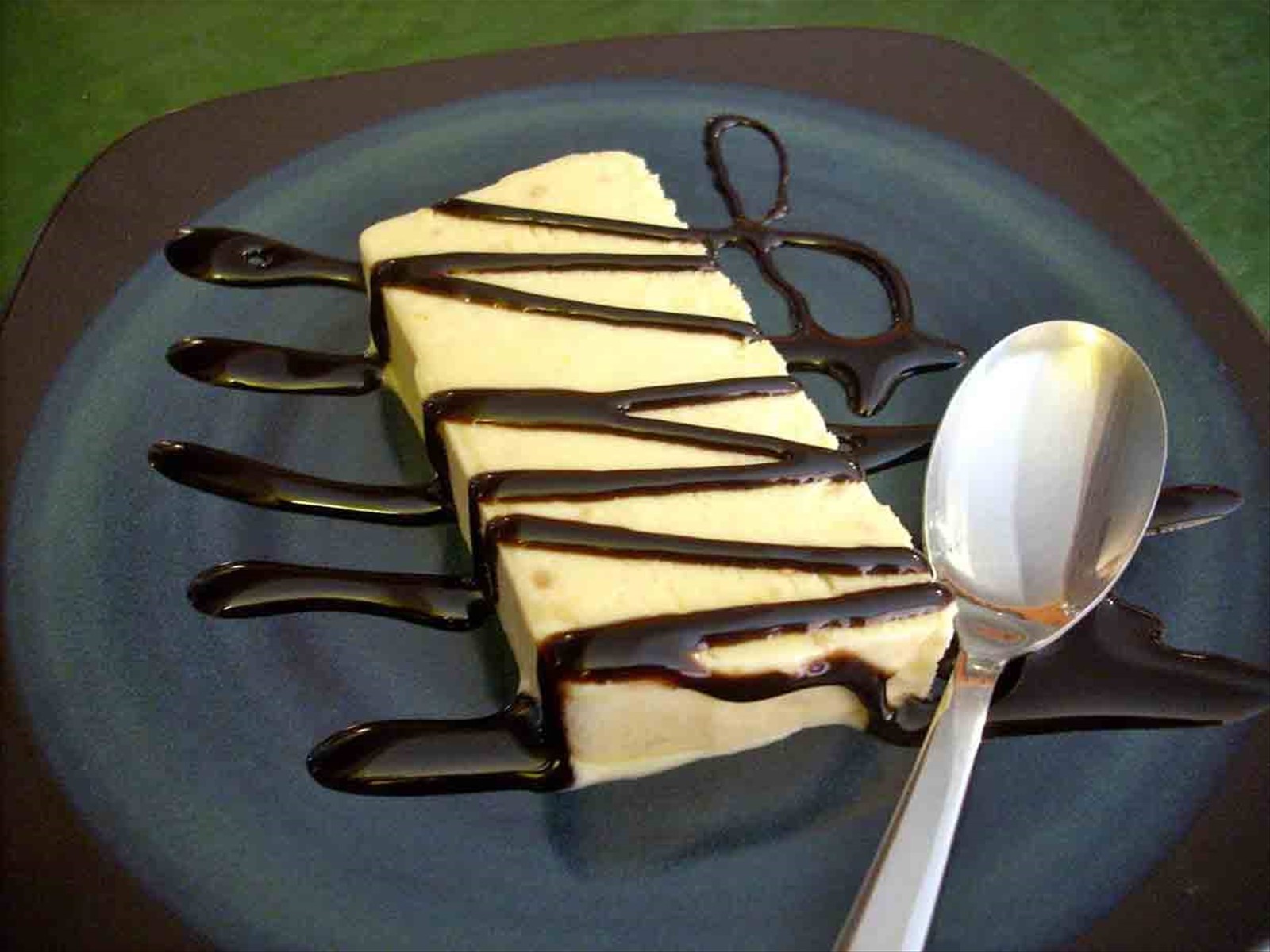 Uno sfizioso semifreddo del Ristorante Sapori di Langa