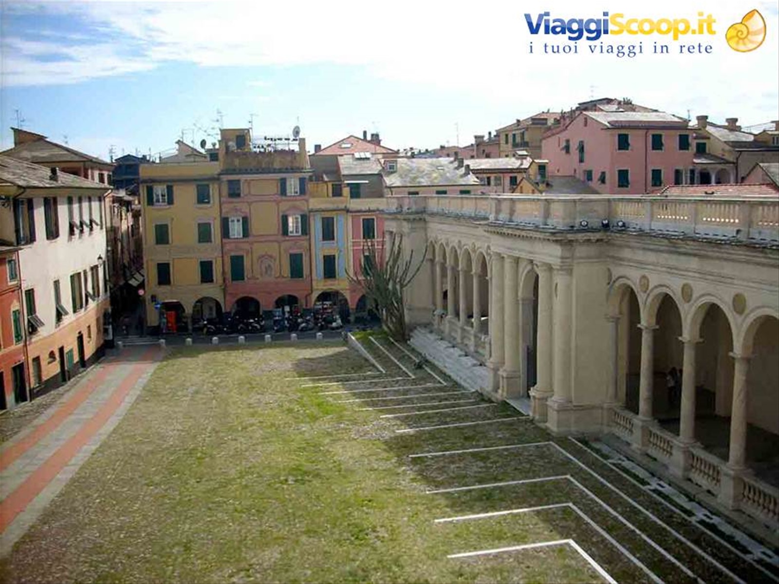 La suggestiva Piazza Marconi