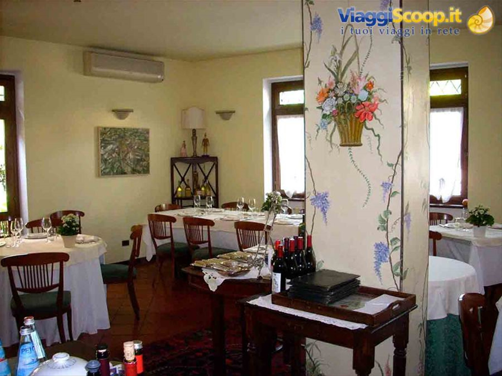Nella sala dell'Albergo Ristorante Selvatico