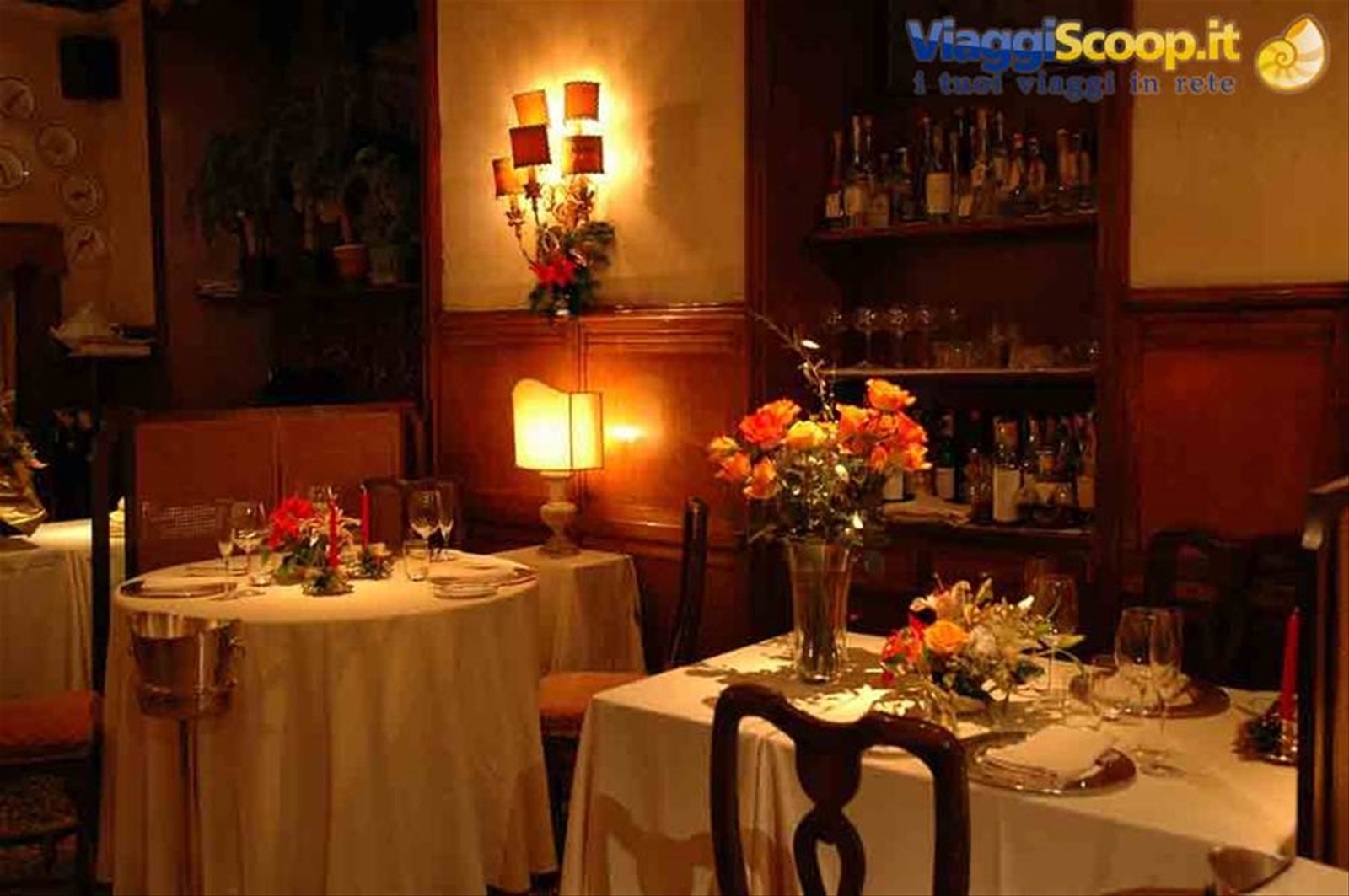 Nella sala del Ristorante Arche