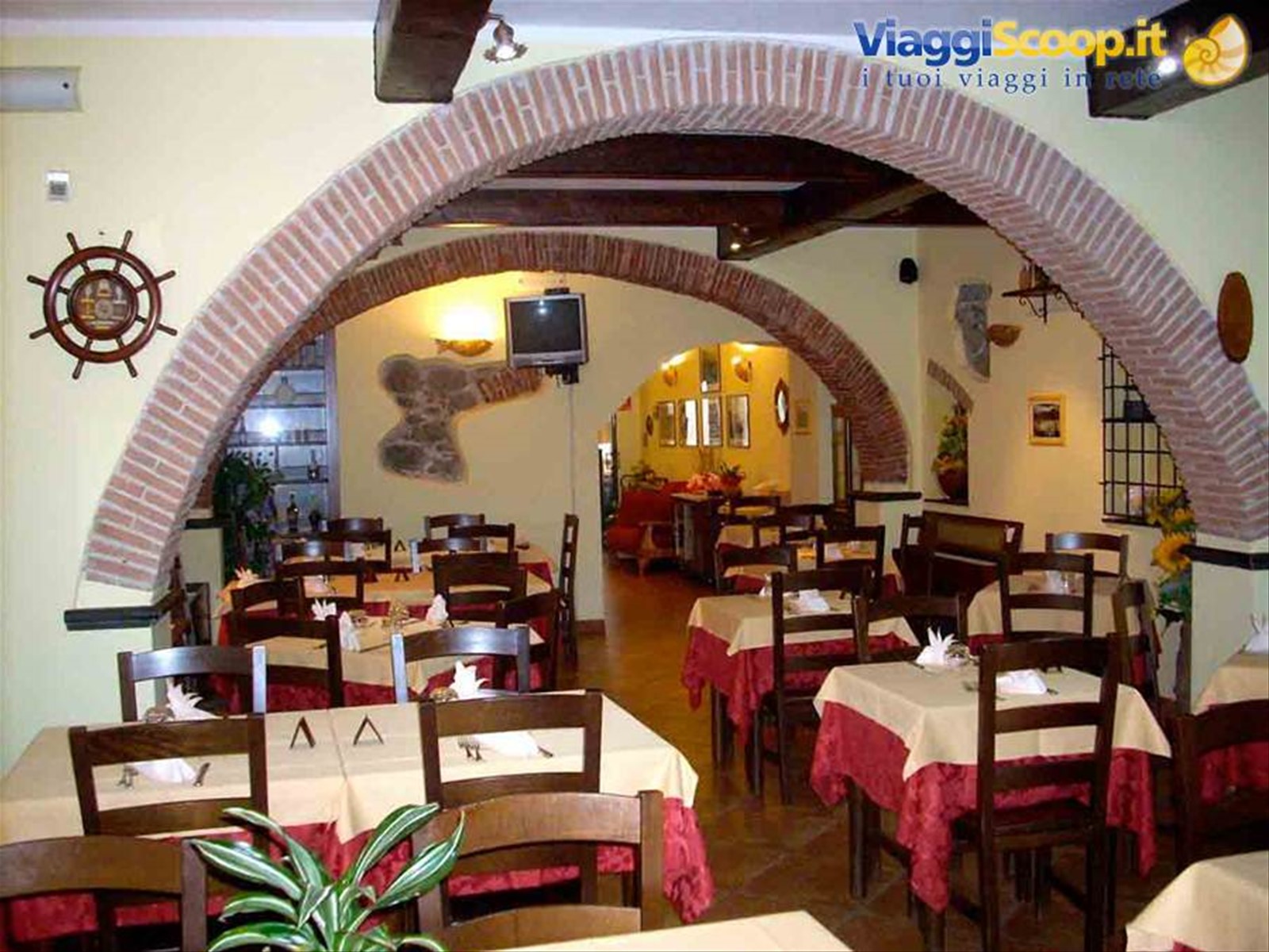 Nella sala del Ristorante Antico Borgo