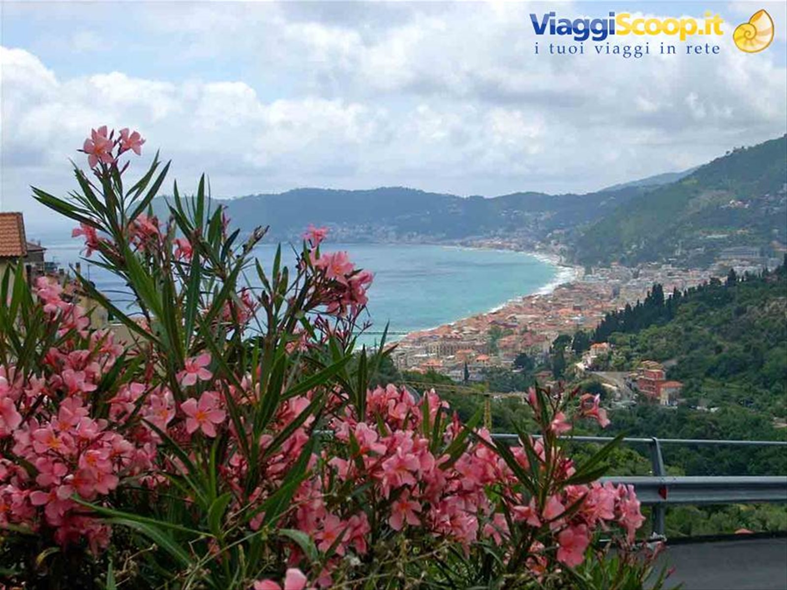 Veduta di Alassio dalle alture