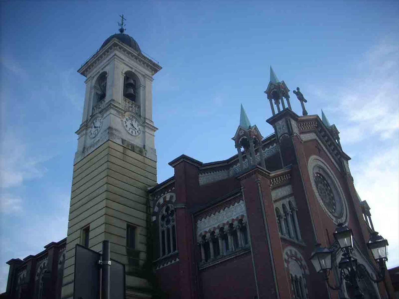 Veduta della chiesa di San Giovanni Battista