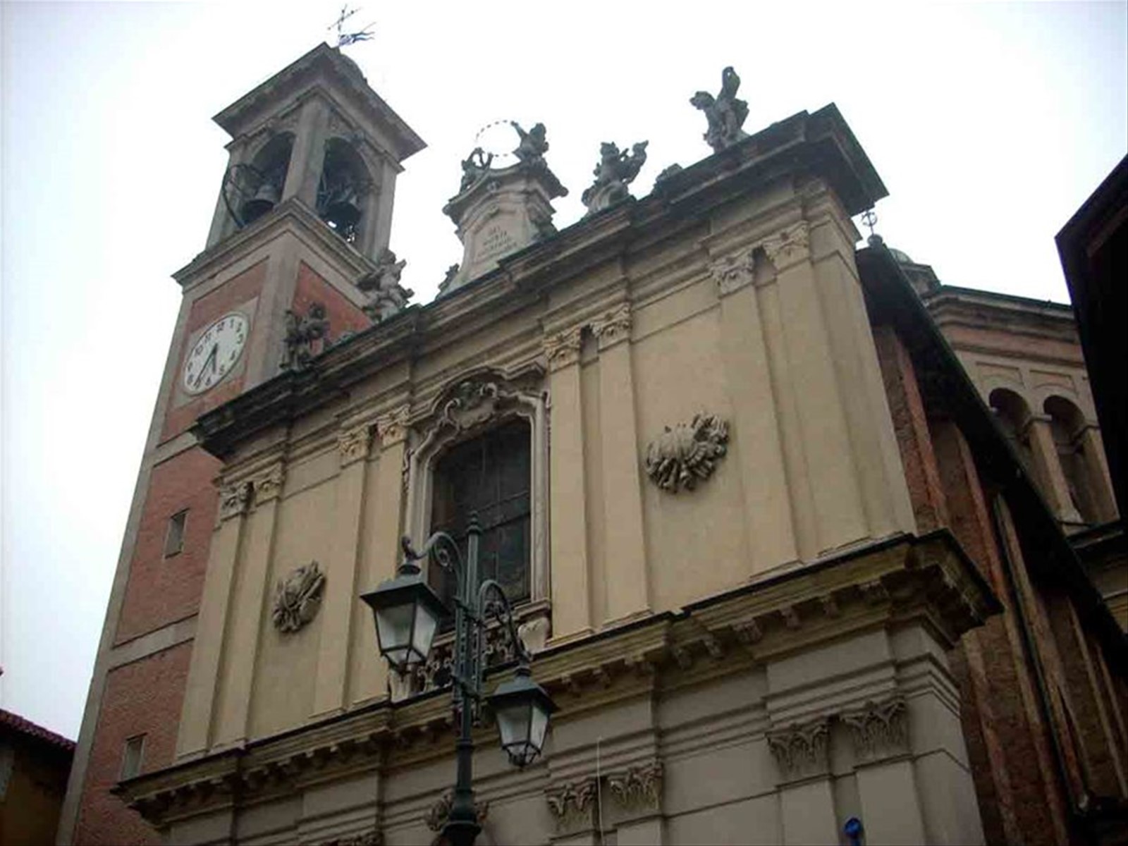 Santuario della Madonna delle Lacrime