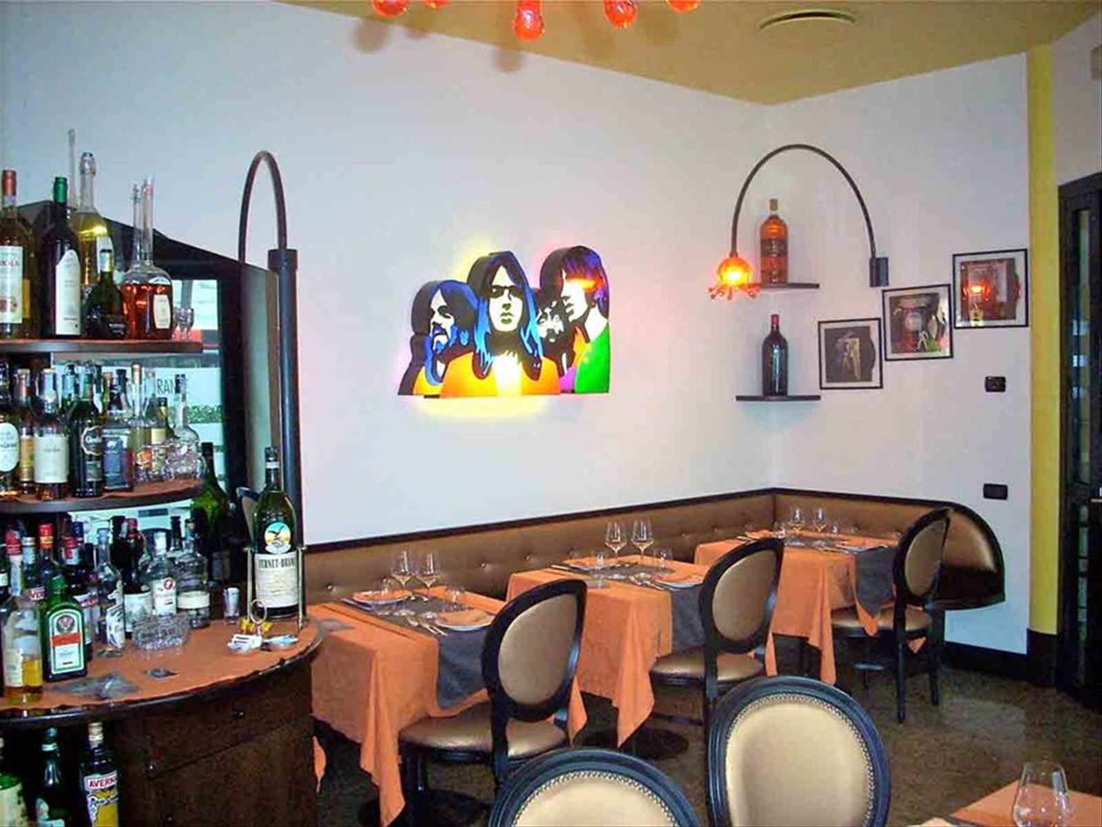 Nella sala del Ristorante Peo