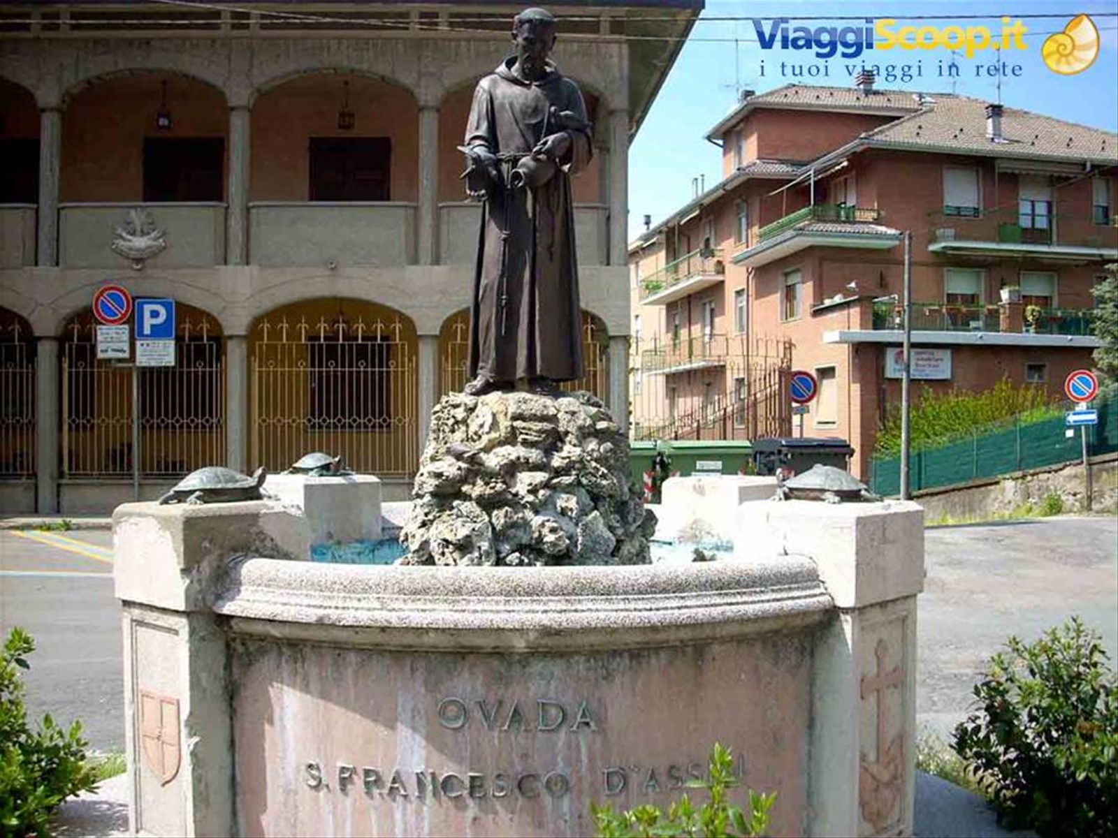 La statua di San Francesco d'Assisi