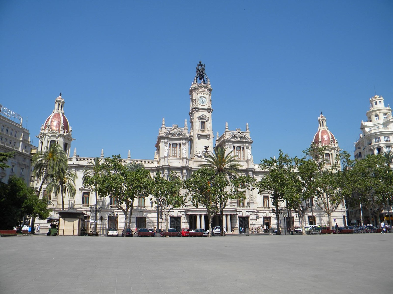 Manucipio in Plaza del Ayuntamiento
