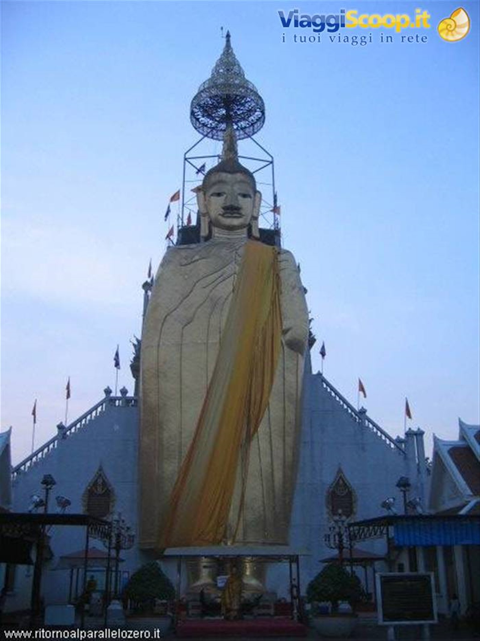 Standing Buddha (il Buddha in piedi)