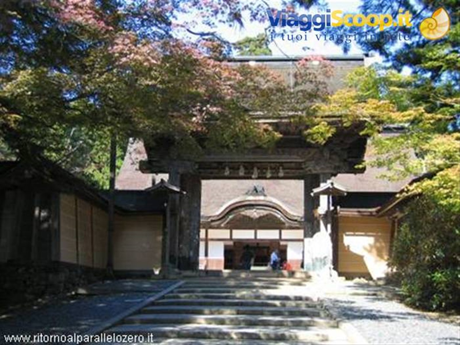 Entrata in uno dei templi principali di koyasan