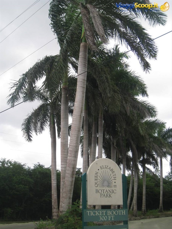 Welcom Queen Elizabeth II Botanic park
