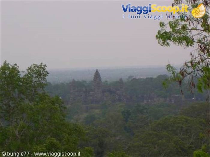 17 - Angkor - Phnom Bakheng - Vista Angkor Wat