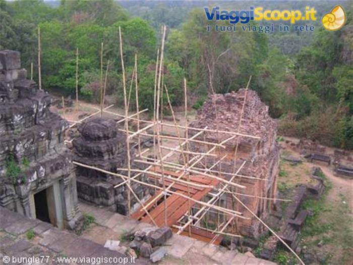 17 - Angkor - Phnom Bakheng - Bambu